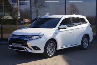 mitsubishi-outlander-2.4-phev-pure+