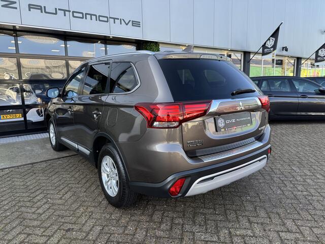 Mitsubishi OUTLANDER 2.0 Business Edition | Carplay | Camera | Cruise |