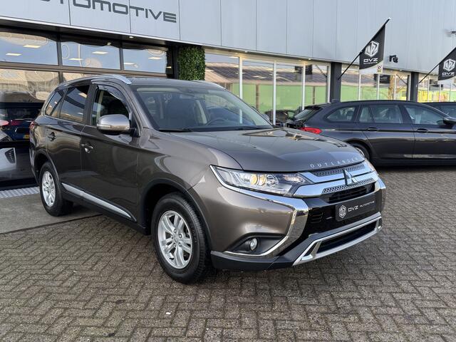 Mitsubishi OUTLANDER 2.0 Business Edition | Carplay | Camera | Cruise |