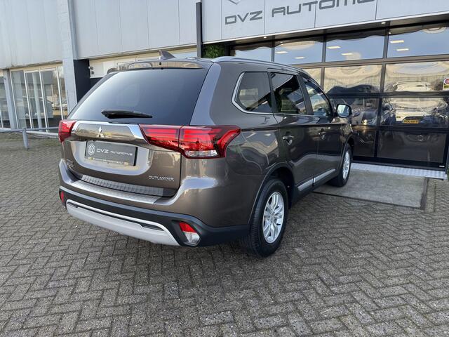 Mitsubishi OUTLANDER 2.0 Business Edition | Carplay | Camera | Cruise |