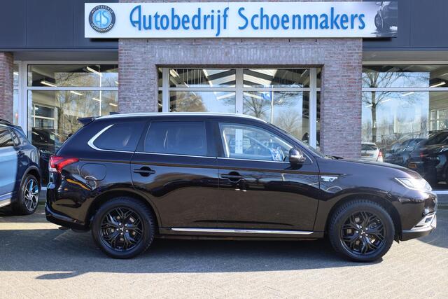 Mitsubishi OUTLANDER 2.4 PHEV Intense CAMERA TREKHAAK-AFN ALCANTARA/LEER DAB KEYLESS 18"LMV STOELVERWARMING ENZ.