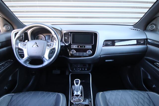 Mitsubishi OUTLANDER 2.4 PHEV Instyle Dealer O.H, Als nieuw
