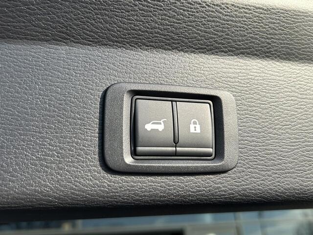 Mitsubishi OUTLANDER 2.4 PHEV First Edition | NIEUW MODEL EN DIRECT UIT VOORRAAD LEVERBAAR!