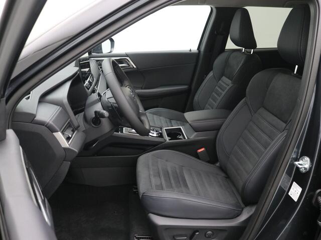 Mitsubishi OUTLANDER 2.4 PHEV Intense / Nieuw Model 2025 / ¤ 1.000,- Early Buyer Bonus / Rijklaar ¤ 54.150,- / Elektrische Range 86 KM WLTP / 1600KG Trekgewicht / 8 Jaar Fabrieksgarantie / Snel leverbaar /