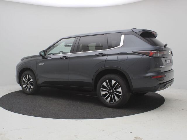 Mitsubishi OUTLANDER 2.4 PHEV Intense / Nieuw Model 2025 / ¤ 1.000,- Early Buyer Bonus / Rijklaar ¤ 54.150,- / Elektrische Range 86 KM WLTP / 1600KG Trekgewicht / 8 Jaar Fabrieksgarantie / Snel leverbaar /