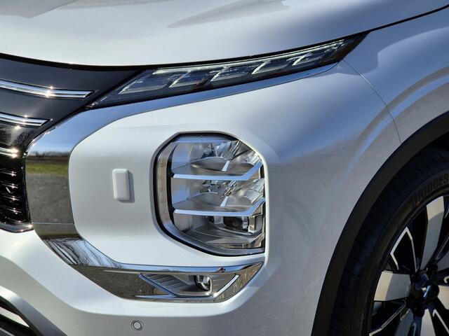 Mitsubishi OUTLANDER 2.4 PHEV First Edition. | Nieuw | Direct uit voorraad leverbaa