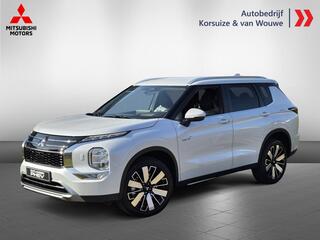 mitsubishi-outlander-2.4-phev-first