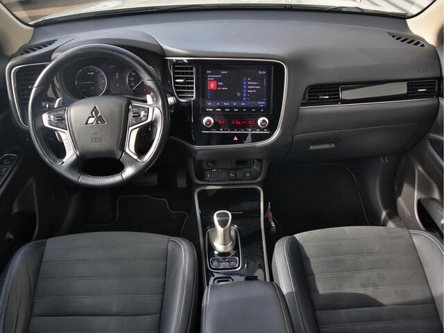 Mitsubishi OUTLANDER 2.4 PHEV Intense ECC Cr.Control SmartLink-Navi Camera+BT+Stoel-stuurverw. "18 LMV