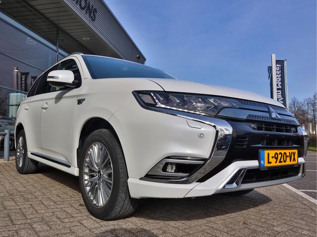 Mitsubishi OUTLANDER 2.4 PHEV Intense ECC Cr.Control SmartLink-Navi Camera+BT+Stoel-stuurverw. "18 LMV