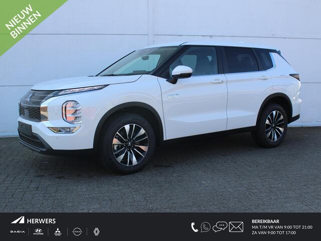 Mitsubishi OUTLANDER 2.4 PHEV Intense / Nieuw Model 2025 / ¤1000,- Early Buyer Bonus / Elektrische Range 86 KM WLTP / 1600KG Trekgewicht / 8 Jaar Fabrieksgarantie