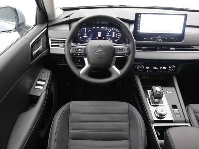 Mitsubishi OUTLANDER 2.4 PHEV First Edition / Nieuw Model 2025 / ¤ 1.000,- Early Buyer Bonus / Rijklaar ¤ 57.245,- / Elektrische Range 86 KM WLTP / 1600KG Trekgewicht / 8 Jaar Fabrieksgarantie / Snel leverbaar /