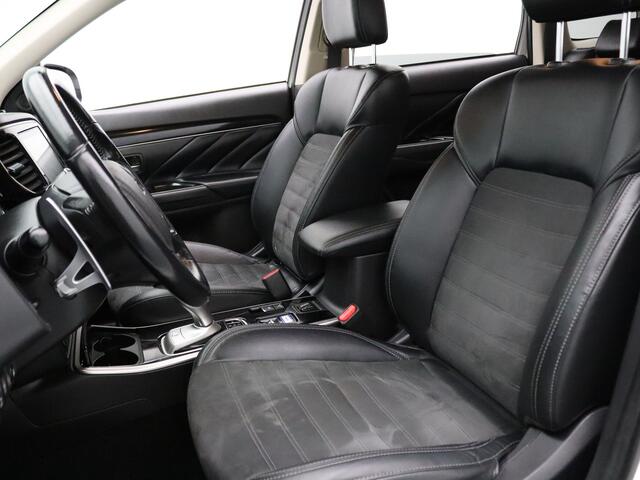 Mitsubishi OUTLANDER 2.4 240pk PHEV Intense Camera | Climate | Cruise | Parksens. v+a | Stoelverw.