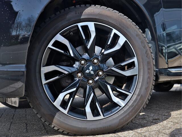 Mitsubishi OUTLANDER 2.0 PHEV Instyle+ Navi+BT+Camera ECC-Airco Cr.Control Smartkey Leder Trekhaak. Stoel+Stuurverw.
