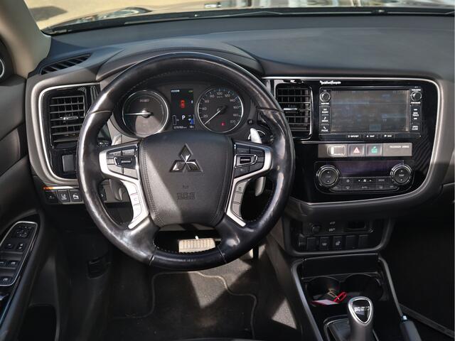 Mitsubishi OUTLANDER 2.0 PHEV Instyle+ Navi+BT+Camera ECC-Airco Cr.Control Smartkey Leder Trekhaak. Stoel+Stuurverw.