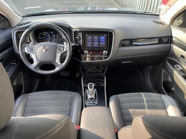 Mitsubishi OUTLANDER 2.4 PHEV Intense 18"/Trekhaak/Adaptieve cruise/Dodehoek/LED/Stoelverwarming/PDC v+a/Camera/Apple Carplay & Android Auto