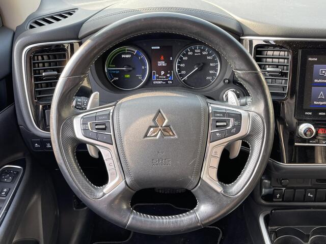 Mitsubishi OUTLANDER 2.4 PHEV Intense 18"/Trekhaak/Adaptieve cruise/Dodehoek/LED/Stoelverwarming/PDC v+a/Camera/Apple Carplay & Android Auto
