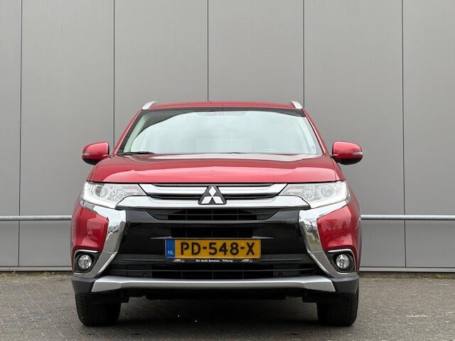 Mitsubishi OUTLANDER 2.0 - camera - trekhaak - automaat - nap - airco - cruise