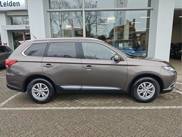 Mitsubishi OUTLANDER 2.0 BUSINESS EDITION AUTOMAAT Keyless | Cruise | Navigatie