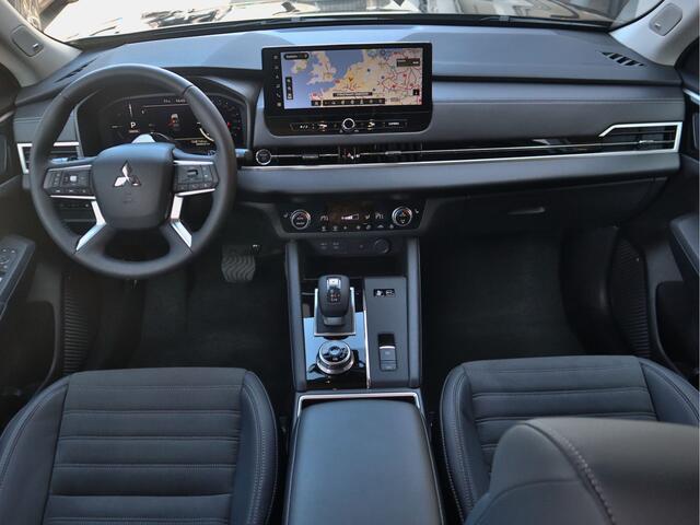 Mitsubishi OUTLANDER 2.4 PHEV Intense NIEUW MODEL levering maart 2025 met 8jr.Garantie!