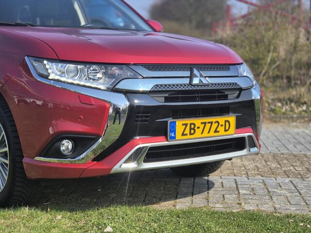 Mitsubishi OUTLANDER 2.4 PHEV Pure+
