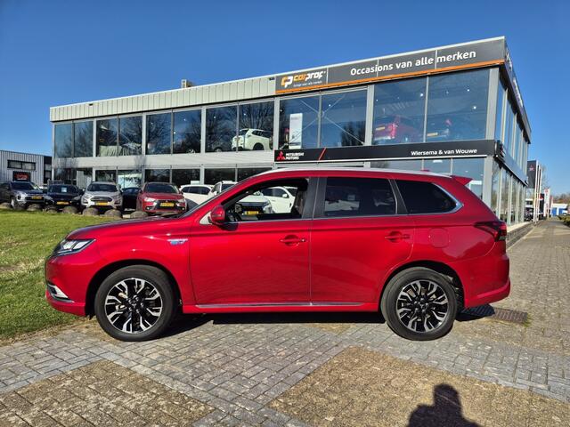 Mitsubishi OUTLANDER 2.4 PHEV Instyle