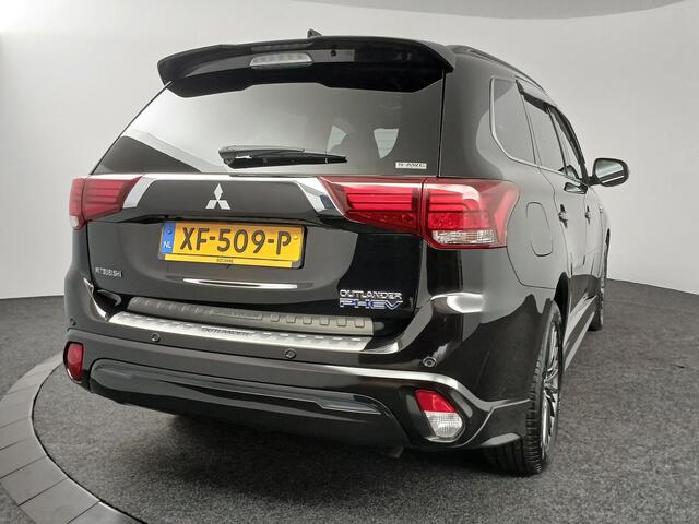 Mitsubishi OUTLANDER 2.4 PHEV S-Edition Clima/Navi/Camera