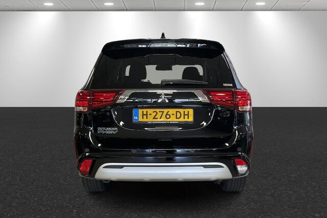 Mitsubishi OUTLANDER 2.4 PHEV Intense+
