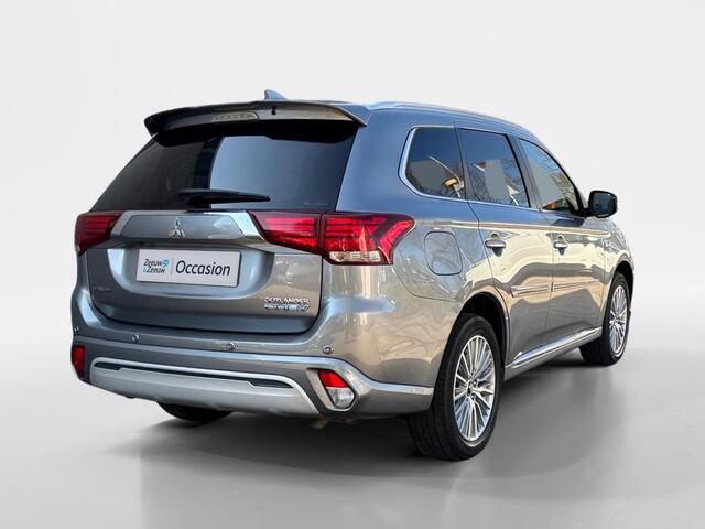 Mitsubishi OUTLANDER 2.4 PHEV Instyle | Climate | Adap cruise | Camera | Open-dak | Vol-leder | DAB |