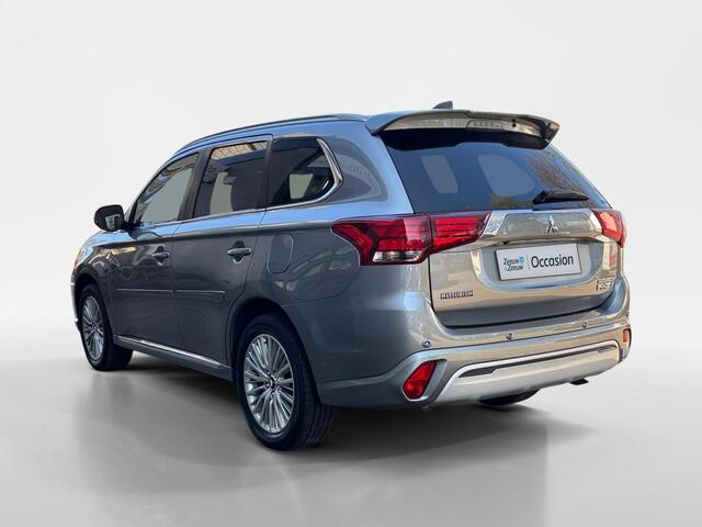 Mitsubishi OUTLANDER 2.4 PHEV Instyle | Climate | Adap cruise | Camera | Open-dak | Vol-leder | DAB |
