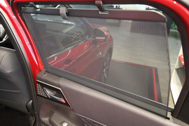 Mitsubishi OUTLANDER 2.4 PHEV Instyle Red Diamond