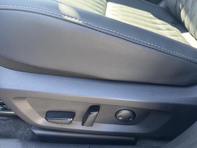 Mitsubishi OUTLANDER 2.4 PHEV Instyle