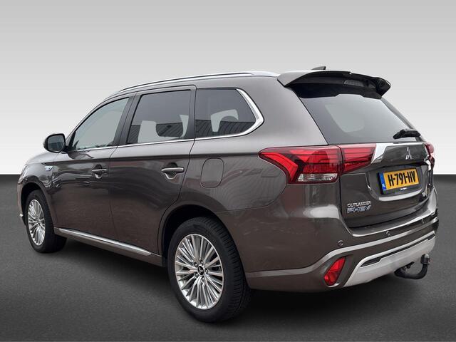 Mitsubishi OUTLANDER 2.4 PHEV Pure+ Apple Carplay/Android Auto | stoelverwarming | trekhaak