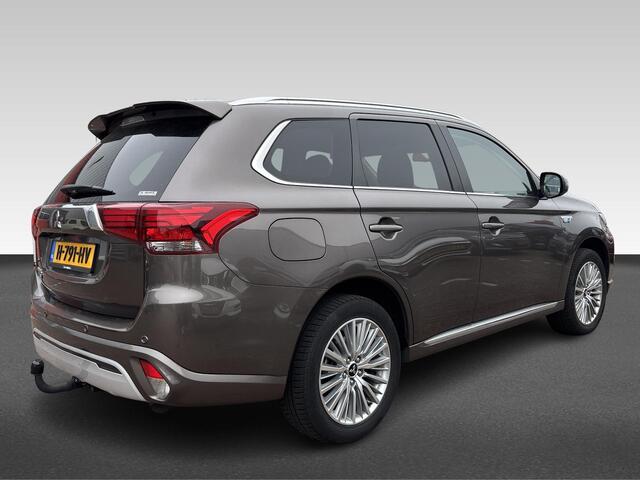 Mitsubishi OUTLANDER 2.4 PHEV Pure+ Apple Carplay/Android Auto | stoelverwarming | trekhaak