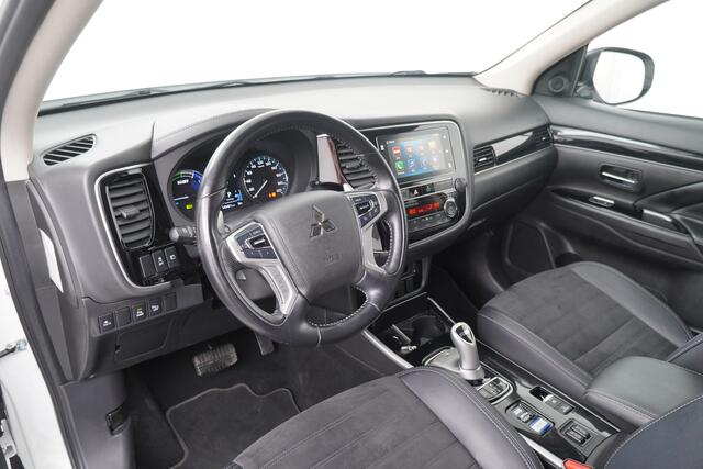 Mitsubishi OUTLANDER BWJ 2019 2.4 135 PK PHEV Intense NWE APK CARPLAY / CAMERA / KEYLESS / CLIMA / NAVI / CRUISE / BLUETOOTH / PDC / LMV 18 INCH / ISOFIX / PRIV. GLAS / LED / MULTIFUNCT. STUUR / DAB
