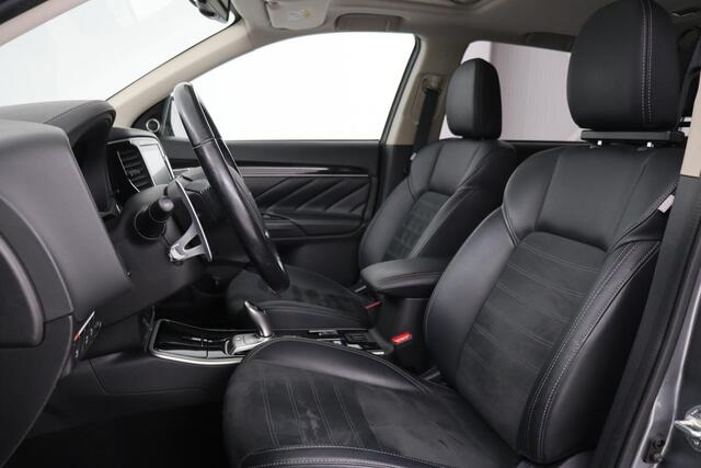 Mitsubishi OUTLANDER 2.4 PHEV Intense+ | Schuifdak | Stoelverwarming | 360 camera | Carplay | Navigatie | Full LED | Stuurverwarming | Keyless | Dodehoek detectie