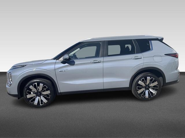 Mitsubishi OUTLANDER 2.4 PHEV First Edition Van ¤ 58.395,- voor ¤ 56.330,-