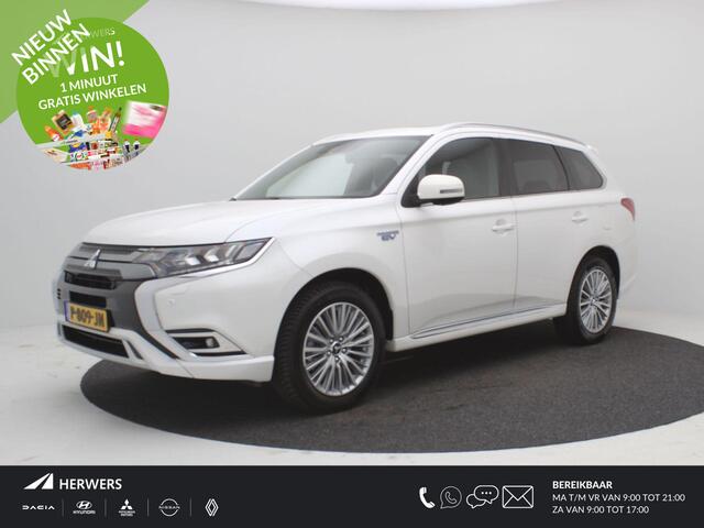 Mitsubishi OUTLANDER 2.4 PHEV Instyle / Adaptieve Cruise Control / Lederen bekleding / Schuif-kanteldak / Historie aanwezig / All Seasonbanden / Adaptieve Cruise Control / Automatische Achterklep / 1500KG Trekgewicht /