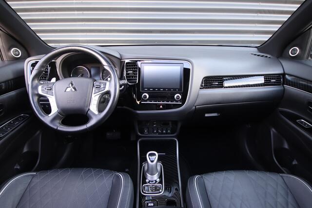 Mitsubishi OUTLANDER 2.4 PHEV Instyle Leder, Adaptive Cr, Opendak, E.Achterklep