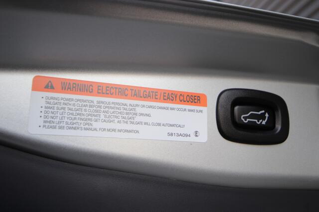 Mitsubishi OUTLANDER 2.4 PHEV Instyle Leder, Adaptive Cr, Opendak, E.Achterklep