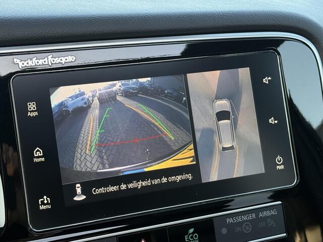 Mitsubishi OUTLANDER 2.4 PHEV Instyle / 1e Eigenaar / Sportpakket / Stoel/Stuurverwarming / Schuif/Kantel dak / Lederen bekleding / Trekhaak /