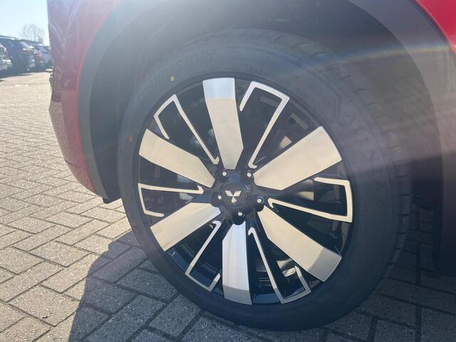 Mitsubishi OUTLANDER 2.4 PHEV Instyle+ | Snel leverbaar