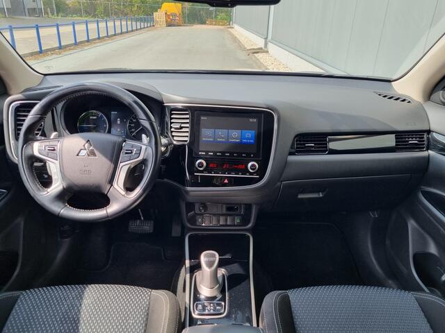 Mitsubishi OUTLANDER 2.4 PHEV Intense+ Camera | Ecc | Cruise | plug in