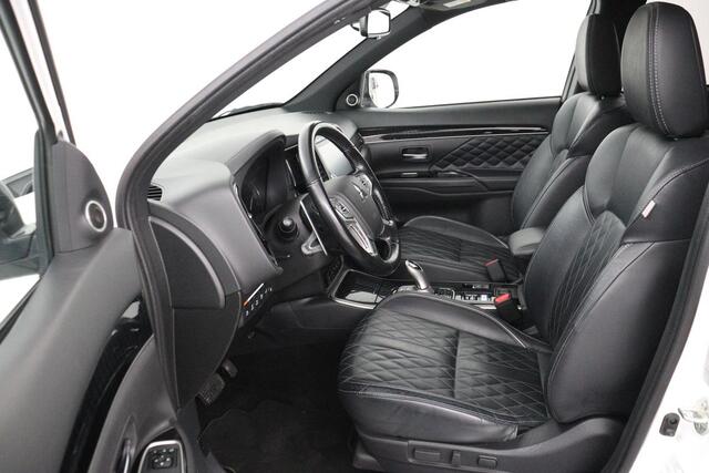 Mitsubishi OUTLANDER 2.4 PHEV Intense+ | Schuifdak | Leder | Stoel & stuurverwarming | 360 camera | Navigatie | Carplay | Full LED | Standkachel