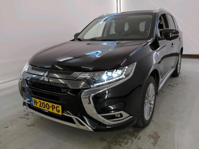 Mitsubishi OUTLANDER 2.4 PHEV Intense+ [SCHUIFKANTELDAK, CAMERA, LEDER, ALCANTARA, STOELVERWARMING, APPLE CARPLAY, ANDROID, NAVIGATIE, BLUETOOTH, CLIMATE, NIEUWSTAAT]