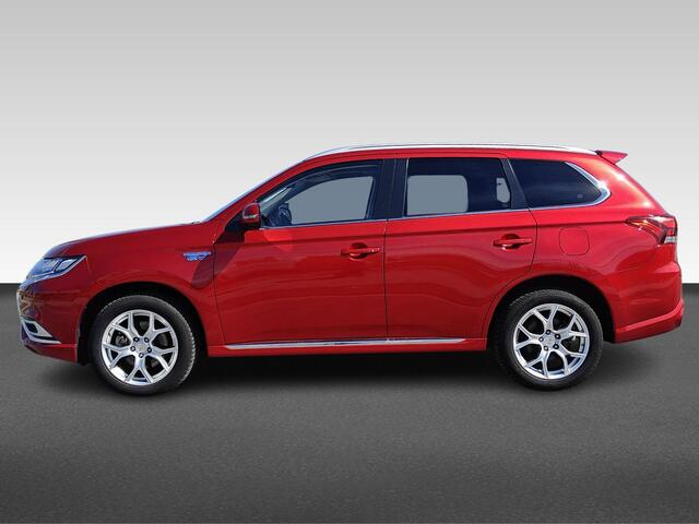 Mitsubishi OUTLANDER 2.4 PHEV Intense+