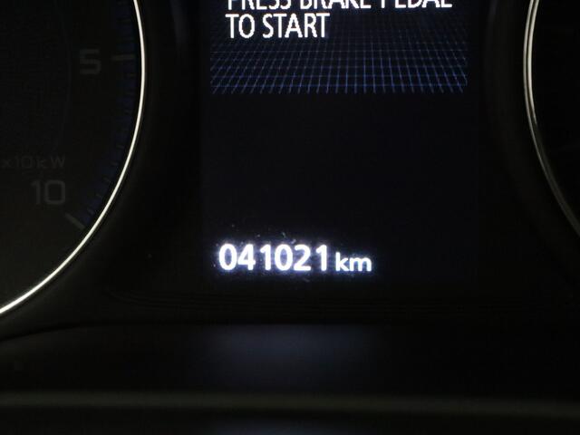 Mitsubishi OUTLANDER 2.4 PHEV Intense Camera | Cruise | Climate | Parkeersens. v+a | Stoelverw.