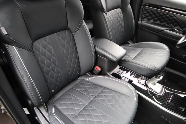 Mitsubishi OUTLANDER 2.4 PHEV Instyle Leder, E.achterklep, Trekhaak