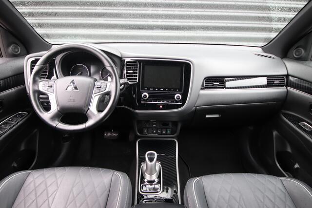 Mitsubishi OUTLANDER 2.4 PHEV Instyle Leder, E.achterklep, Trekhaak