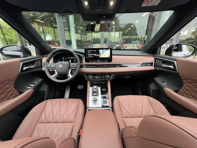 Mitsubishi OUTLANDER 2.4 PHEV Instyle+ | DIRECT UIT VOORRAAD LEVERBAAR!