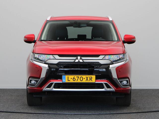 Mitsubishi OUTLANDER 2.4 PHEV Intense | Trekhaak | Achteruitrijcamera | Stoelverwaming | Apple Carplay/Android Auto |
